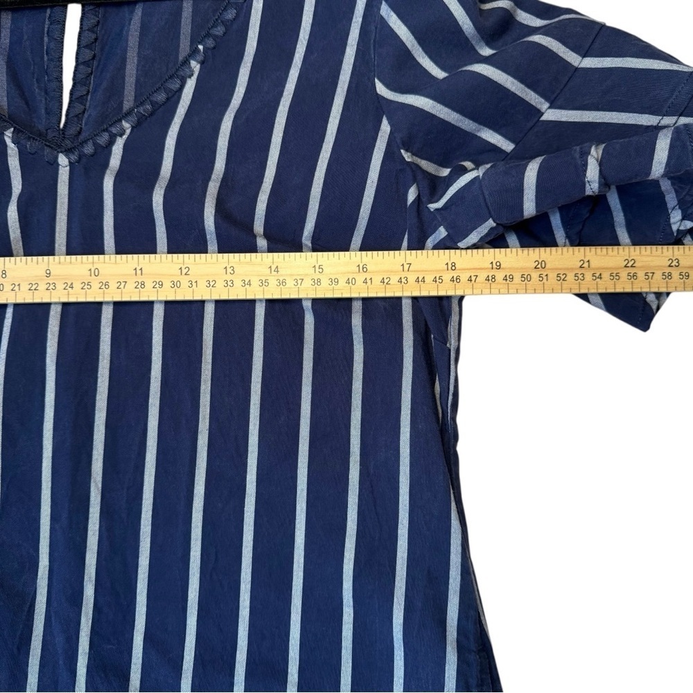Tommy‎ Bahama Navy White Vista Stripe Flutter Sleeve Dress Size Medium - Picture 12 of 13